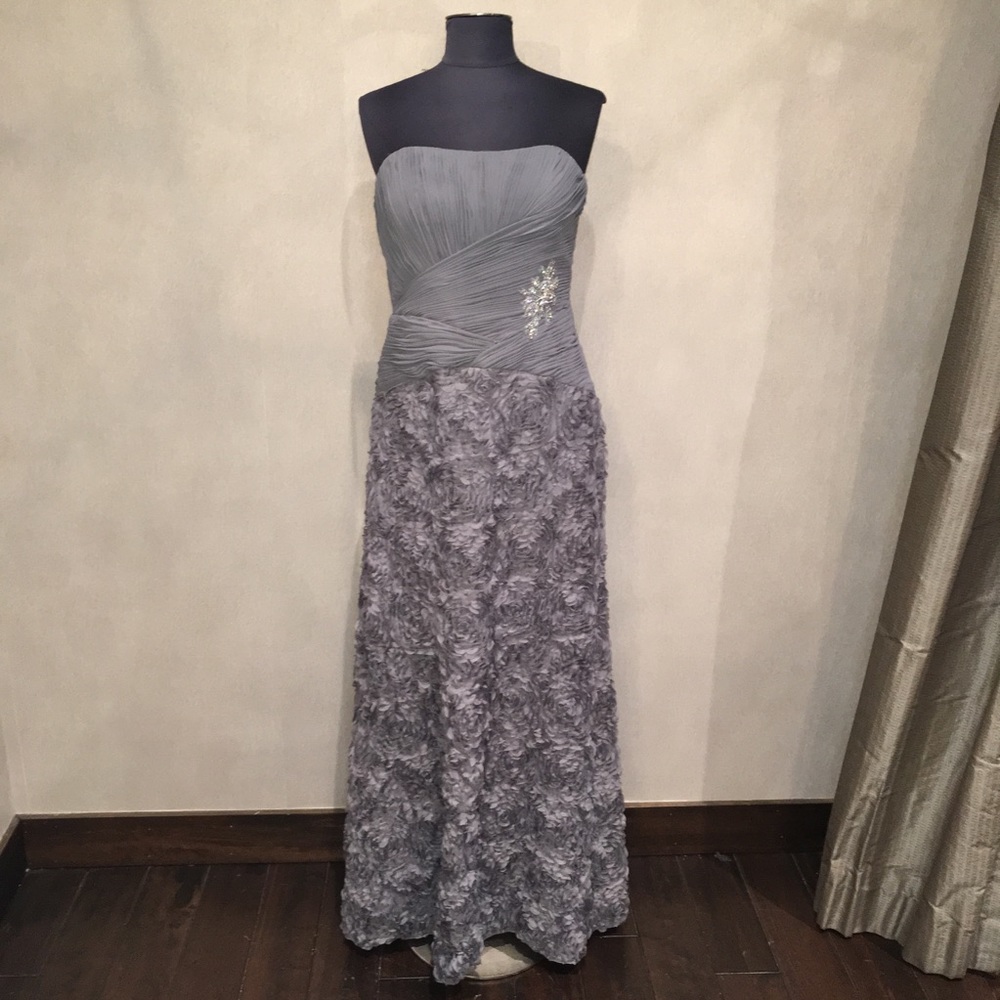 Jovani Size 8 Gown